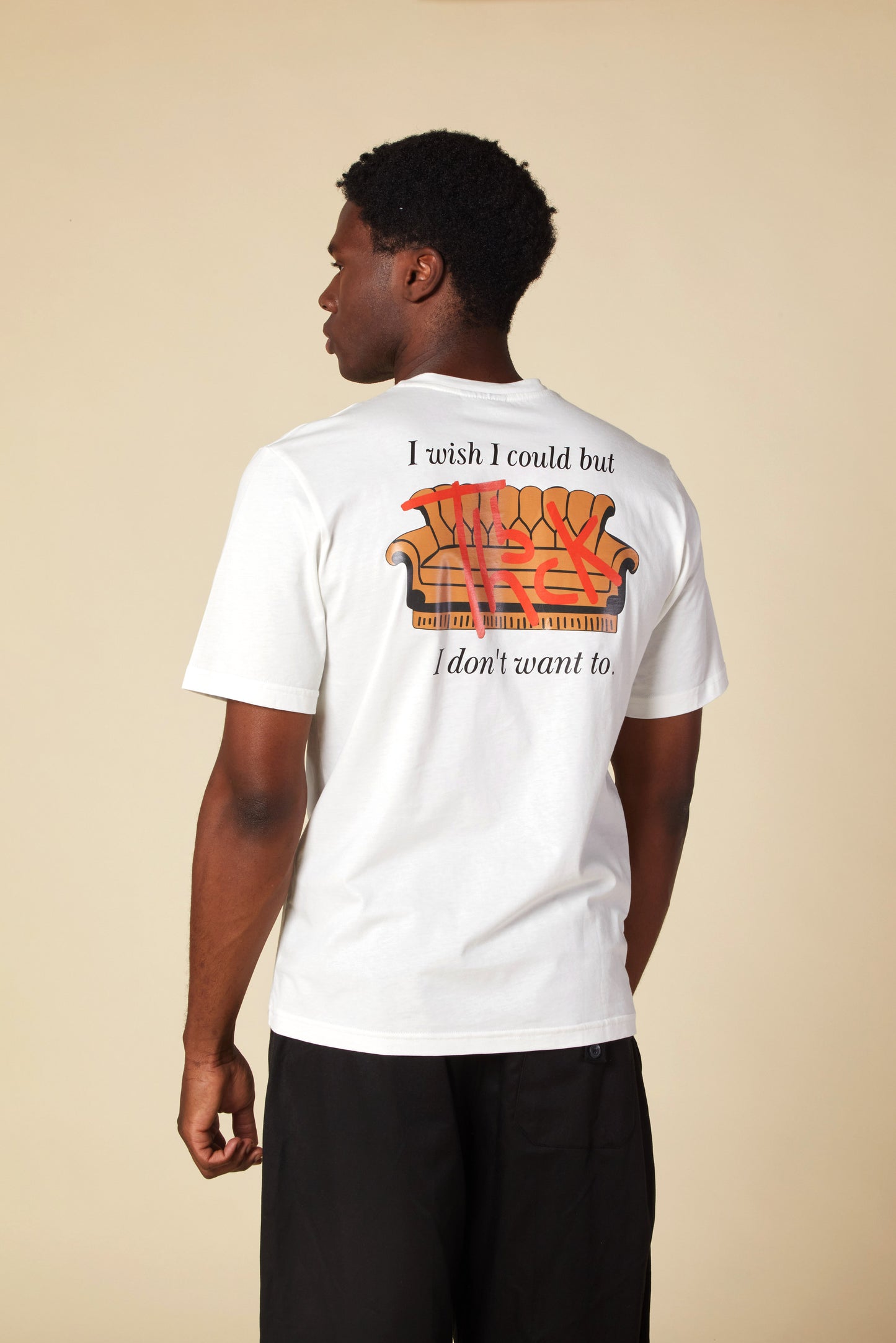 T-SHIRT SOFA
