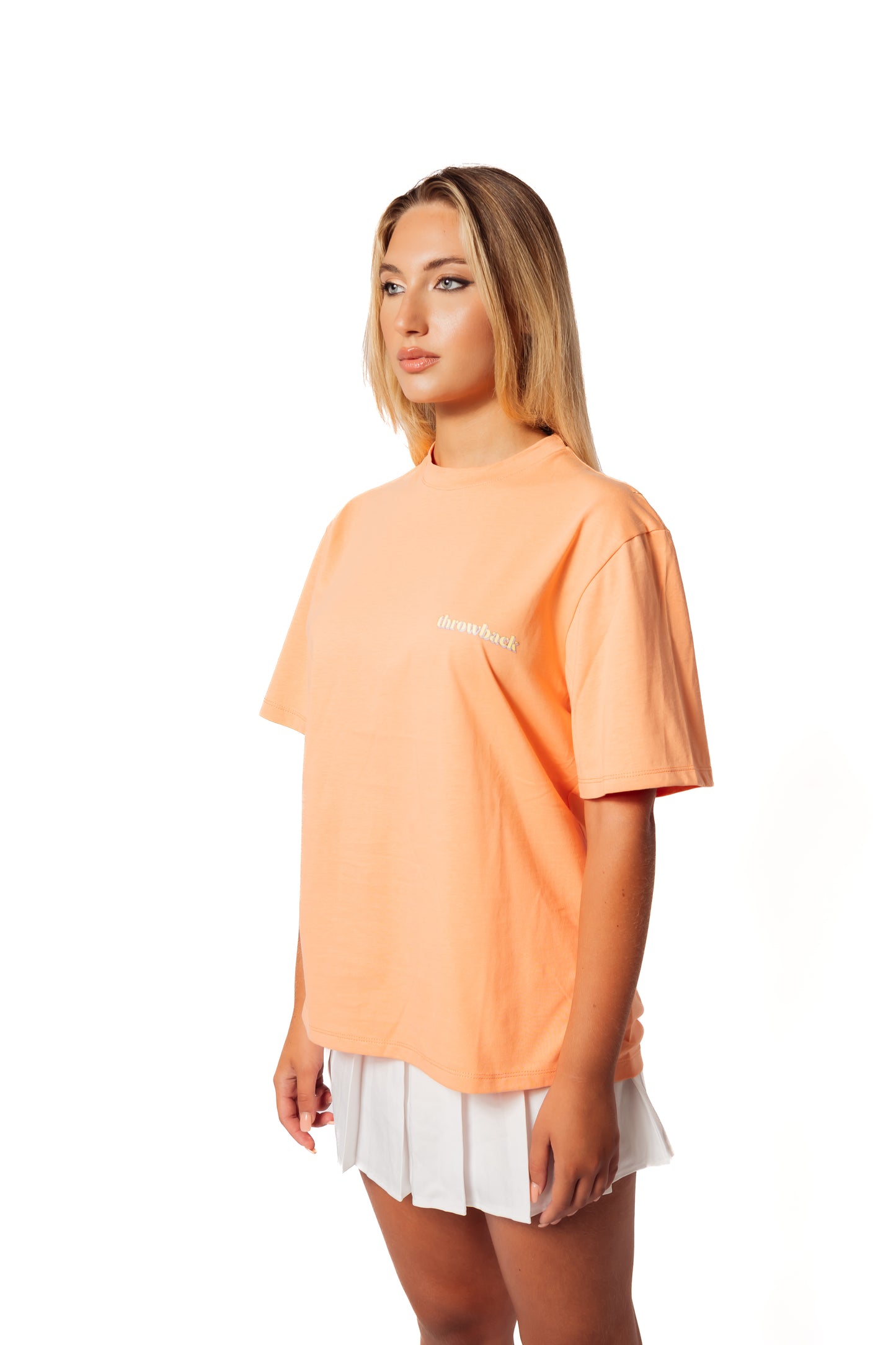 WOMAN T-SHIRT MILLENNIALS